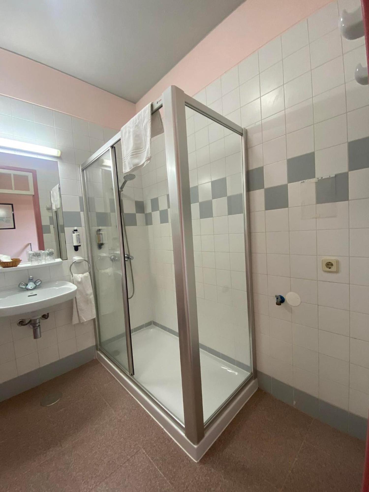 Hospedaria Verdemar Horta  Exteriör bild